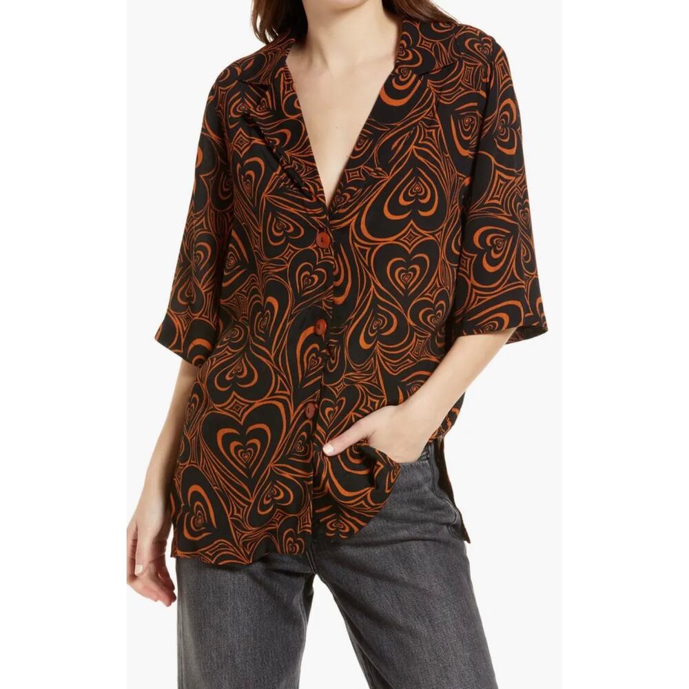Lisa Says Gah‎ Alyssa Wid Hearts Oversize Button-Up Shirt Size Small